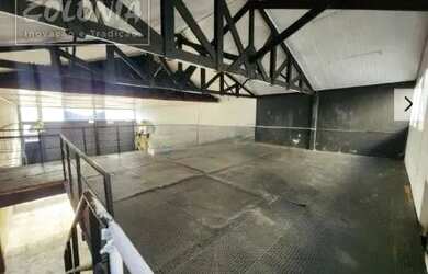 Imagem: O depósito possui 400m² de Área e está localizado em Utinga