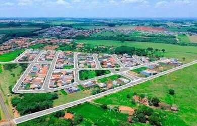 Imagem: O terreno possui 200m² de Área e está localizado em Cedral