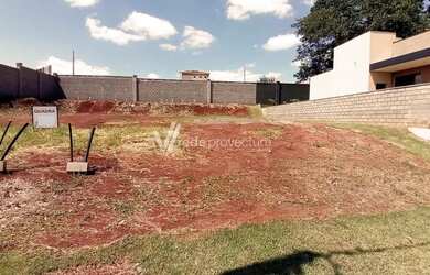 Imagem: O terreno possui 372m² de Área e está localizado em Betel