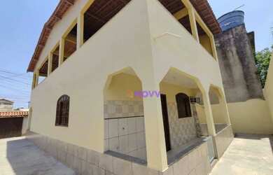 Imagem: A casa possui 2 Dormitórios, 2 Banheiros, 3 Vagas na garagem