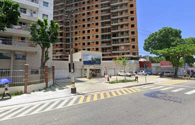 Imagem 1: Piazza Toscana. 2/4. 1 Suíte. 1 Vaga. Torre Livorno. Reve. 68