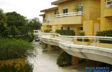 Imagem: A casa em condomínio possui 3 Dormitórios, 4 Banheiros, 4