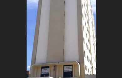 Imagem: O depósito possui 5 Vagas na garagem, 200m² de Área e está