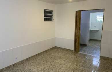 Imagem 5: Aluga-se kitnet a uma quadra da praia no Recreio dos Bandeirantes