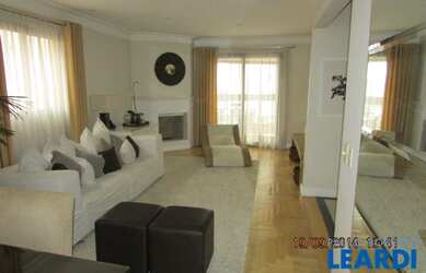 Imagem: O apartamento possui 3 Dormitórios, 4 Banheiros, 3 Vagas na