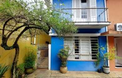 Imagem: A casa em condomínio possui 3 Dormitórios, 3 Banheiros, 1