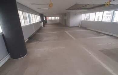 Imagem: O depósito possui 160m² de Área e está localizado em Bairro