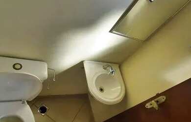 Imagem: A casa possui 2 Dormitórios, 3 Banheiros, 2 Vagas na garagem