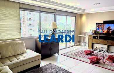 Imagem: O apartamento possui 4 Dormitórios, 3 Banheiros, 3 Vagas na