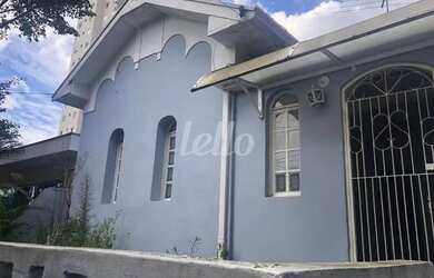 Imagem: A casa possui 3 Dormitórios, 4 Banheiros, 3 Vagas na garagem