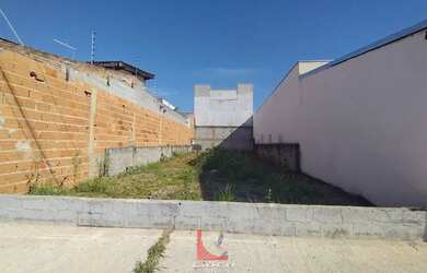 Imagem: O terreno possui 140m² de Área e está localizado em Bragança