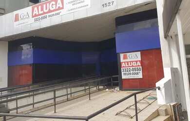 Imagem: O depósito possui 5 Vagas na garagem, 2.235m² de Área e