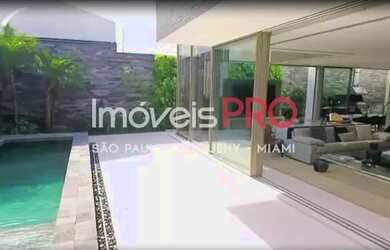 Imagem: A casa em condomínio possui 4 Dormitórios, 5 Banheiros, 5