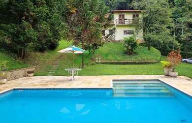 Imagem 1: VENDO OU ALUGO TEMPORADA OU FIXO !!LINDA CASA EM CONDOMINIO C PISCINA