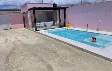 Imagem 7: Casa moderna, quintal amplo e seguro ideal para crianças brincarem