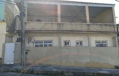 Imagem: A casa possui 2 Dormitórios, 2 Banheiros e está localizado