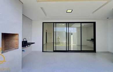 Imagem 9: A Maior e Mais Bela Casa Térrea em Padang Beach