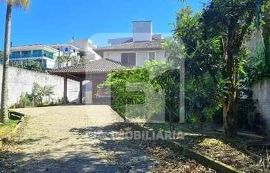 Imagem: Casa de 4 dormitórios à venda no Cacupé