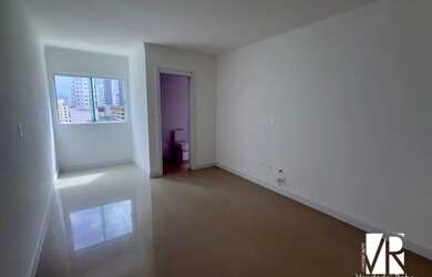 Imagem 11: Descubra Seu Novo Lar na Meia Praia Apartamento 3 Suítes em Itapema/SC