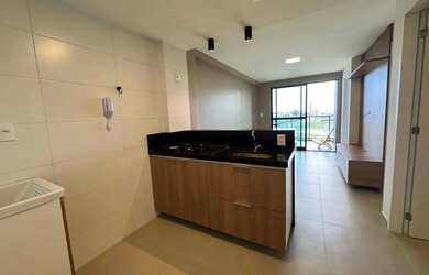 Imagem: O apartamento possui 2 Dormitórios, 2 Banheiros, 1 Vaga na