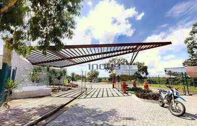 Imagem: O terreno possui 300m² de Área, Imóvel novo e está localizado