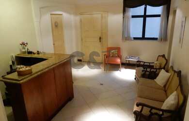 Imagem: O depósito possui 1 Vaga na garagem, 250m² de Área e está