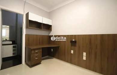 Imagem 12: Casa residencial com 5 suítes disponível para locação no bairro Jardim...