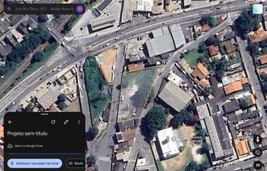 Imagem: O terreno à venda possui 1721m² de Área e está localizado