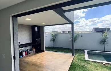 Imagem 5: Sobrado Alto Padrão condomínio Jardins Porto