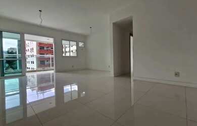 Imagem: O apartamento possui 3 Dormitórios, 3 Banheiros, 2 Vagas na