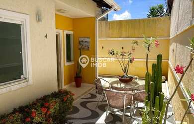 Imagem: A casa em condomínio possui 2 Dormitórios, 2 Banheiros, 1