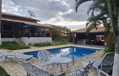 Imagem: A casa em condomínio possui 3 Dormitórios, 5 Banheiros, 4