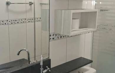 Imagem: O apartamento para alugar possui 2 Dormitórios, 2 Banheiros