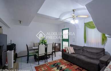 Imagem: PORTO ALEGRE - Casa Padrão - Menino Deus