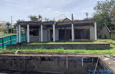 Imagem: O terreno possui 1.000m² de Área e está localizado em Pinheiro