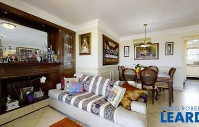 Imagem: O apartamento na cobertura possui 4 Dormitórios, 3 Banheiros