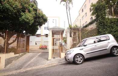 Imagem: O apartamento possui 1 Dormitório, 1 Banheiro, 1 Vaga na garagem