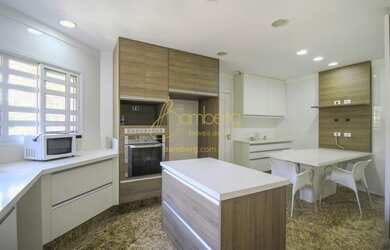 Imagem 11: Maravilhoso sobrado. Piscina, Churrasqueira, Ar-condicionadoe617m² de...