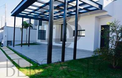 Imagem: A casa em condomínio possui 3 Dormitórios, 3 Banheiros, 3