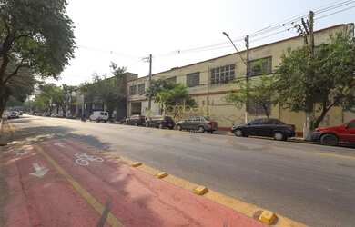 Imagem: O depósito possui 3.420m² de Área e está localizado em