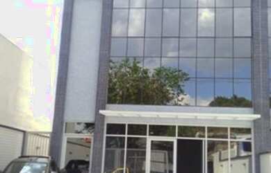 Imagem: O depósito possui 5 Vagas na garagem, 410m² de Área e Imóvel