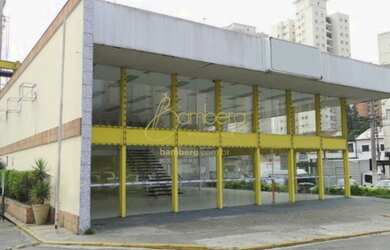 Imagem: O depósito possui 5 Vagas na garagem, 420m² de Área e está