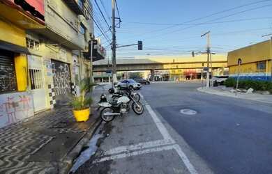Imagem: O depósito está localizado em Santana, São Paulo à venda