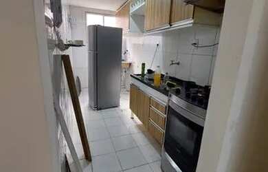 Imagem: O apartamento possui 2 Dormitórios, 1 Banheiro, 2 Vagas na