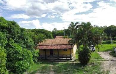 Imagem 6: FAZENDINHA A VENDA. Piscina, Churrasqueira, Varandae80.000m² de Área