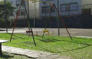 Imagem: O apartamento possui 1 Dormitório, 1 Banheiro, 37m² de Área