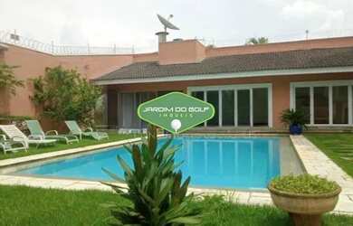 Imagem: A casa possui 5 Dormitórios, 5 Banheiros, 5 Vagas na garagem