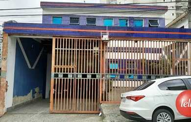 Imagem: O depósito possui 5 Vagas na garagem, 400m² de Área e está