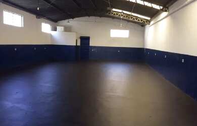 Imagem: O depósito possui 194m² de Área e está localizado em Campos