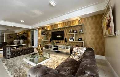 Imagem 10: Apartamento para venda possui 215 metros quadrados com 3 quartos em Patamares...